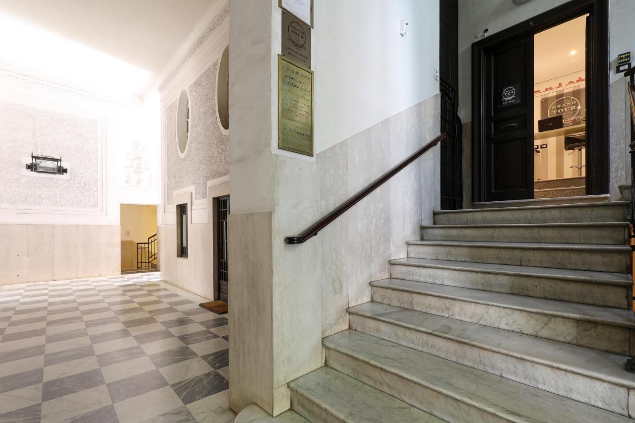 Casa de hóspedes Grand Tour Rome Suites - Liberty Collection Roma